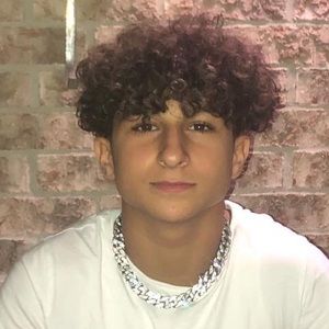 Meet your Posher, Mandi